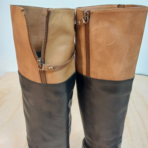 Stuart Weitzman 2-Tone Leather Riding Boots, Sz 8 - Picture 7 of 10